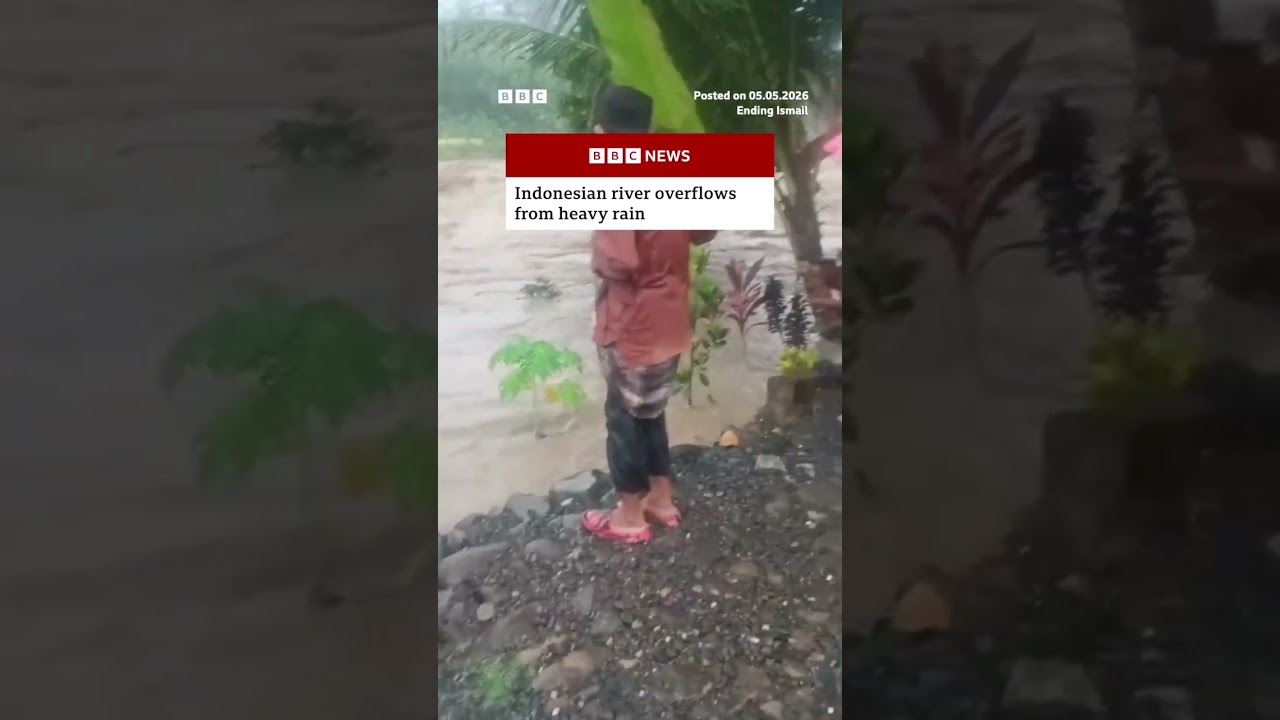 Überschwemmung Indonesien – Überschwemmung am Cipamingkis River in Bogor, Indonesien – reißende Fluten nach starken Regenfäl…
