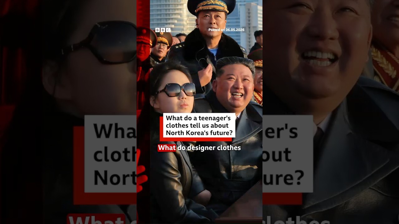 Kim Ju Ae in formeller Designerkleidung neben Kim Jong-un bei einem offiziellen Anlass in Nordkorea