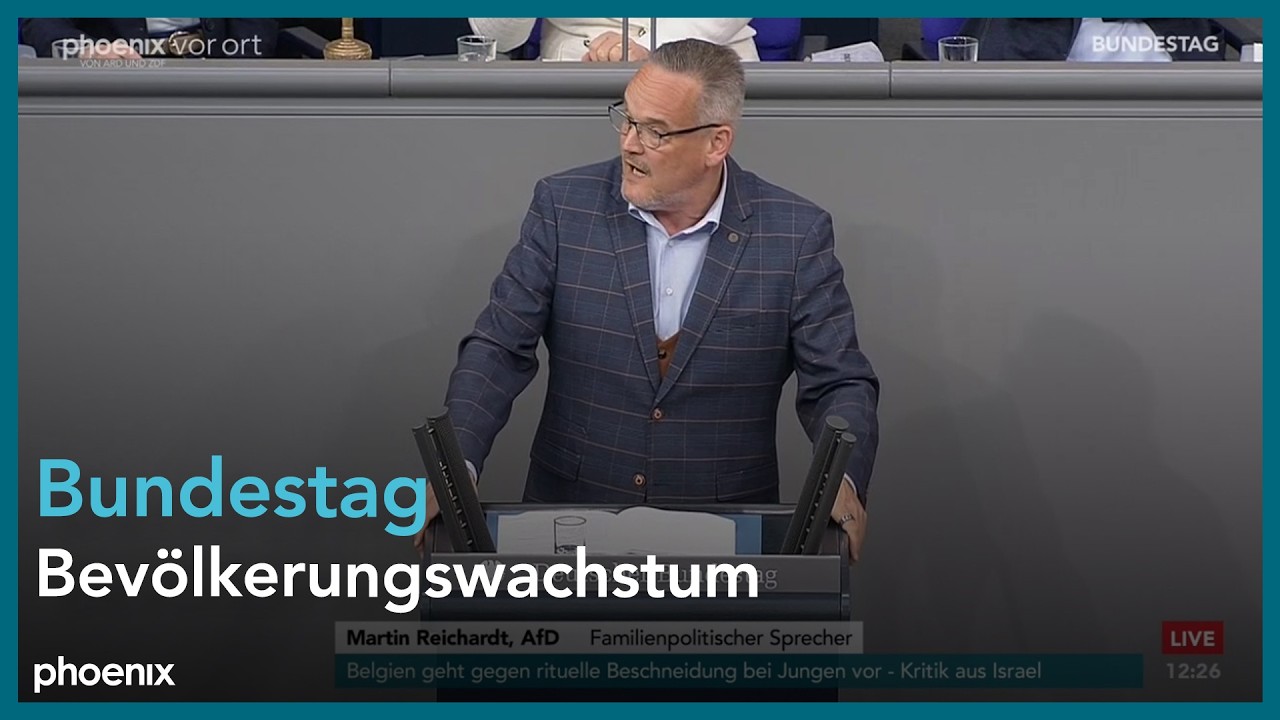 Geburtenrückgang Deutschland – Plenarsaal des Deutschen Bundestages während der Debatte zum Geburtenrückgang in Deutschland