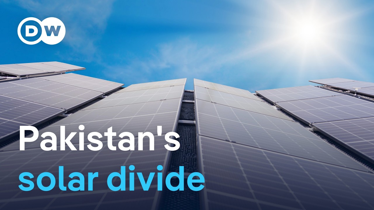 Solarenergie Pakistan – Solarpaneele auf Hausdächern in Karatschi, Pakistan – Solarenergie als Schutz vor hohen Stromkosten