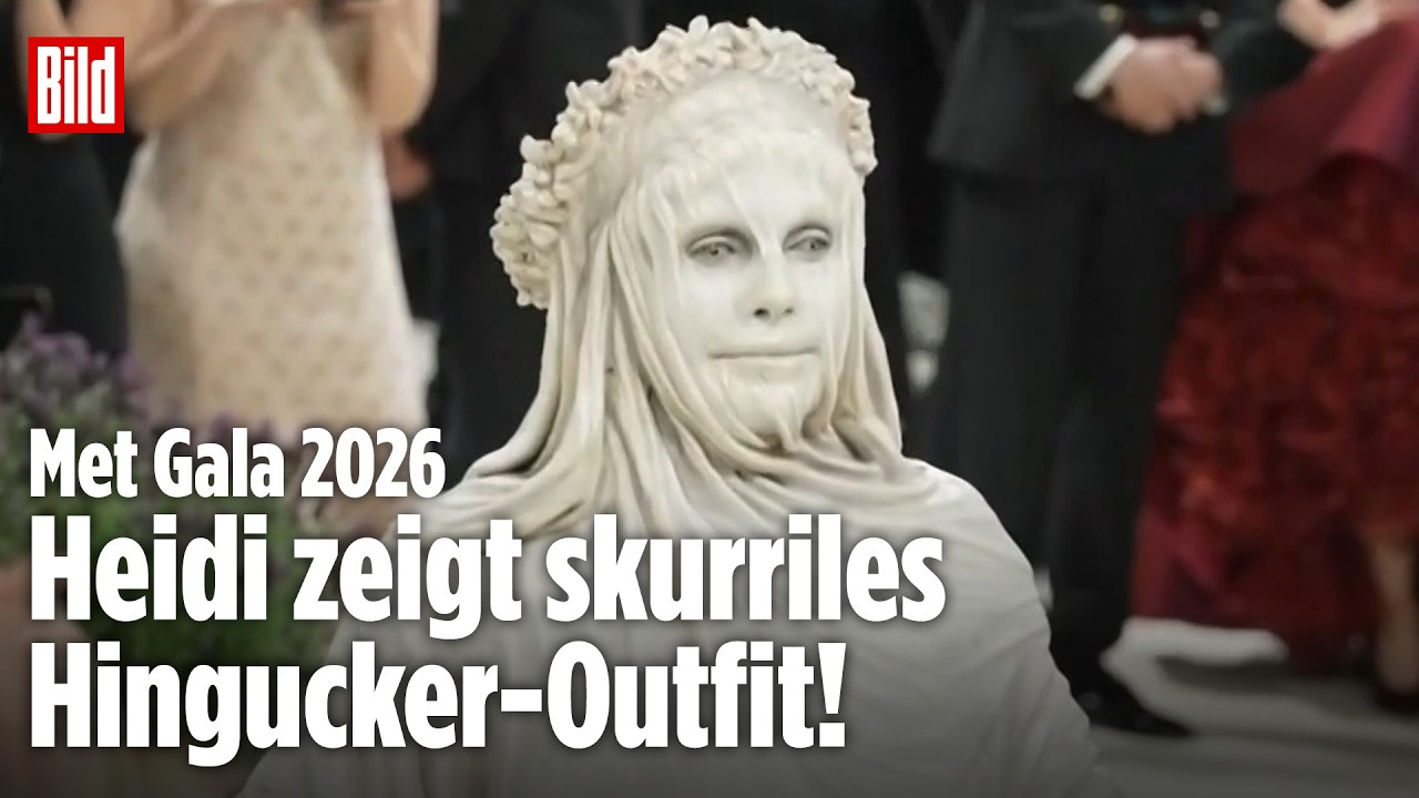 Heidi Klum auf dem roten Teppich der Met Gala 2026 in einem Marmor-Outfit aus Schaum und Latex
