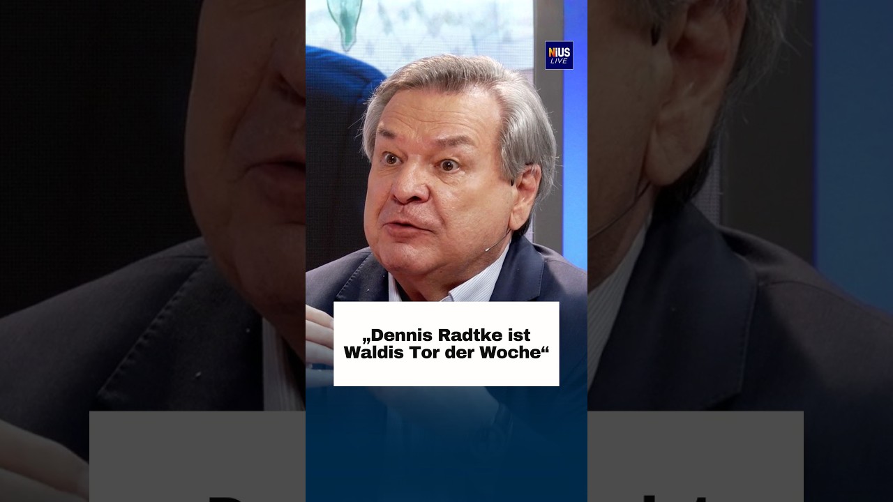 Dennis Radtke, CDA-Vorsitzender und CDU-Europaparlamentarier, steht bei einer politischen Veranstaltung am Rednerpult