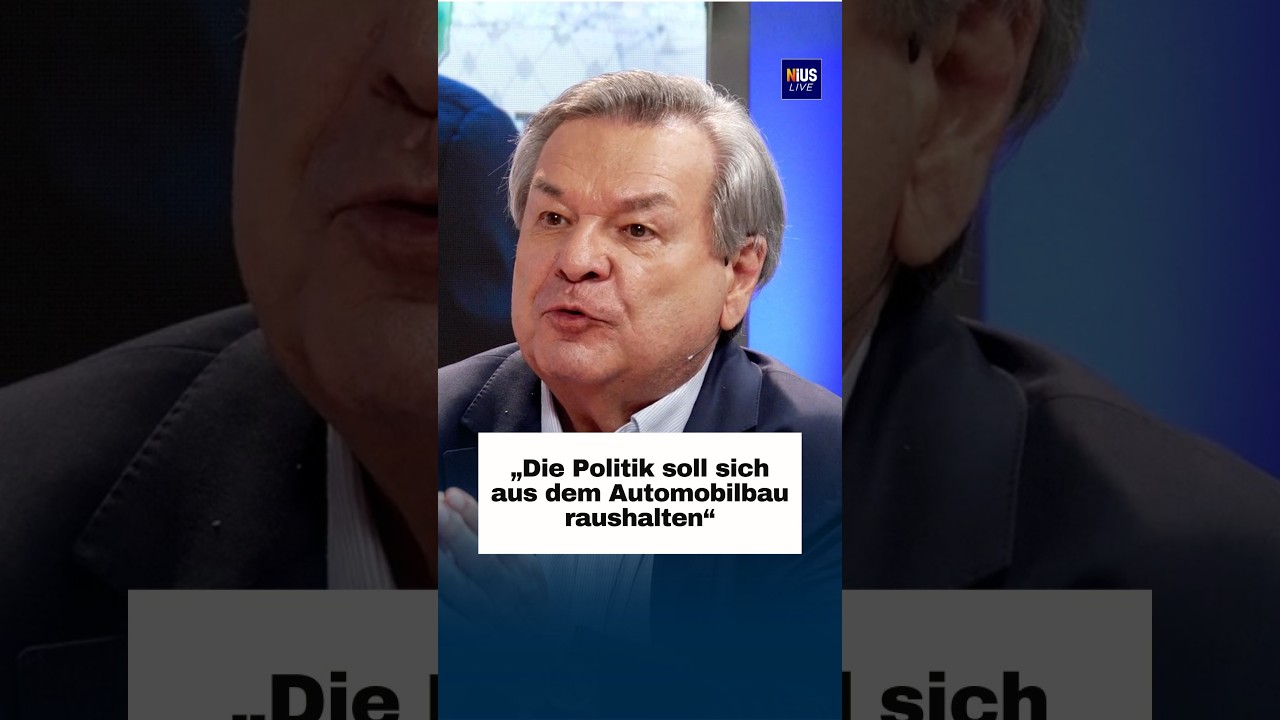 Automobilindustrie Politik – Automobilindustrie Deutschland – Produktionslinie mit Fahrzeugen, Symbol für politischen Einflu…
