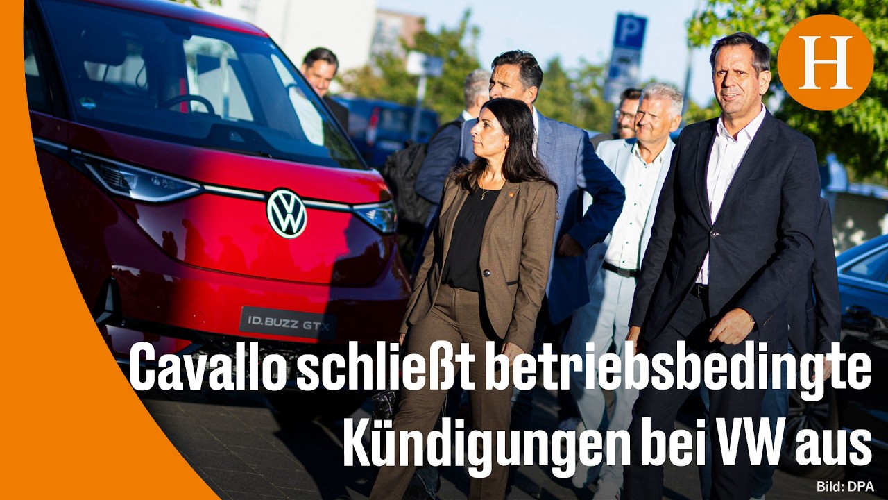 VW-Betriebsrat Hannover – VW-Betriebsratschefin Daniela Cavallo spricht vor dem Volkswagen-Werk in Hannover über sozialvertr…