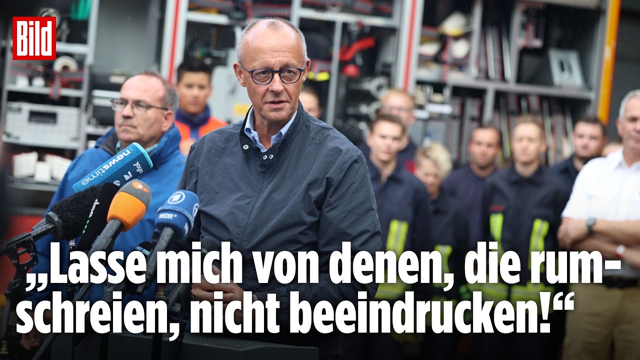 Waldbrand Hürtgenwald – Bundeskanzler Merz steht vor verbrannten Waldflächen im Hürtgenwald nach dem schweren Waldbrand