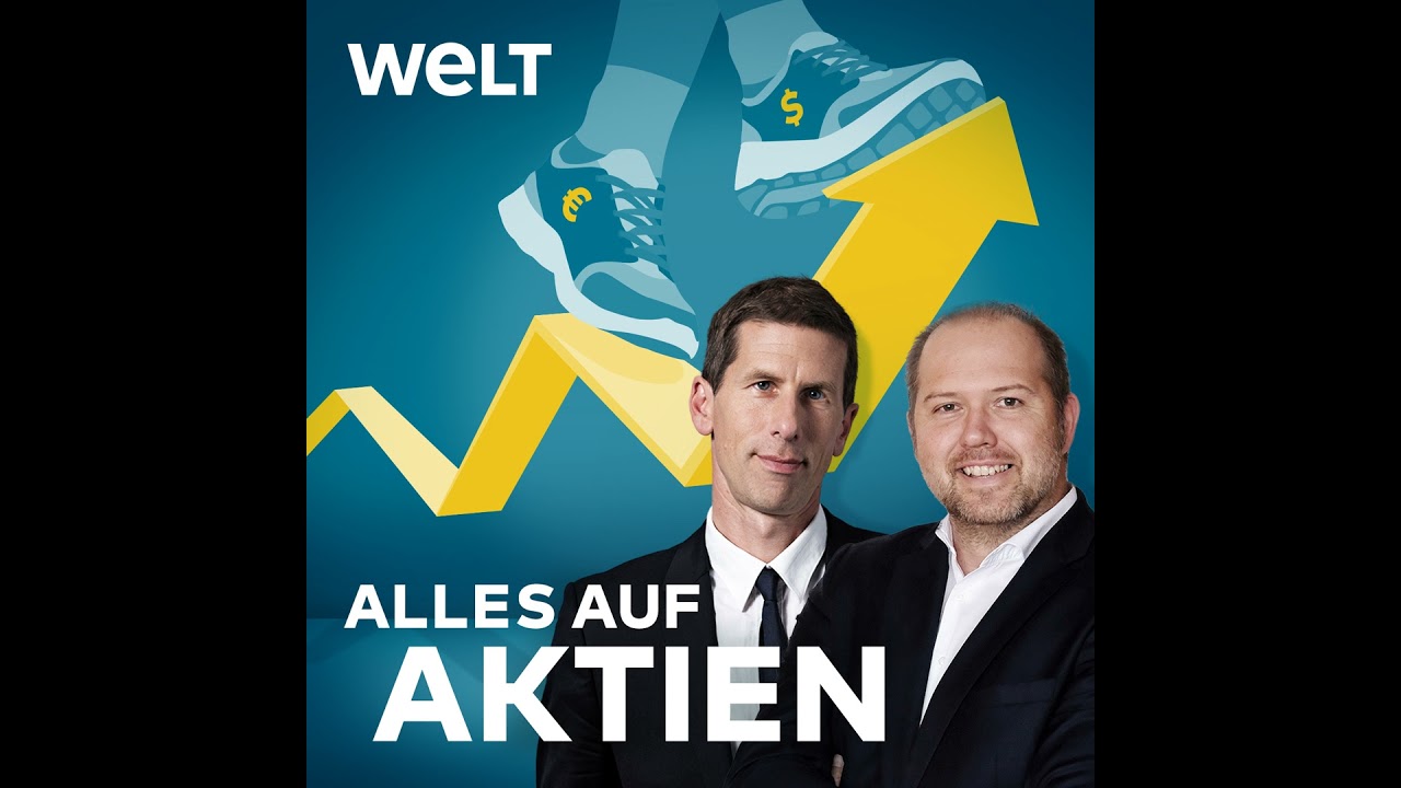 Hochspannungsmasten und Stromleitungen bei Sonnenuntergang – Infrastruktur-ETF als Investment in den Energiesektor