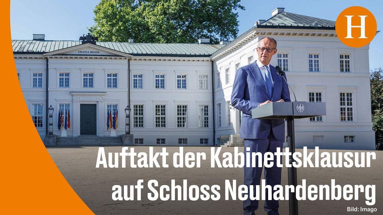 Bundeskanzler Friedrich Merz spricht bei der Kabinettsklausur in Neuhardenberg über Wirtschaft und Klimafolgen