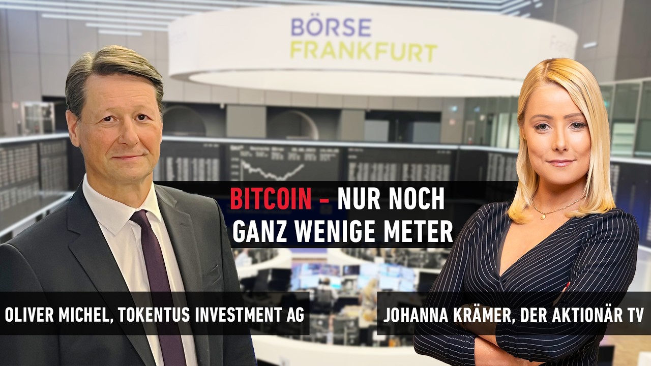 Bitcoin-Chart auf einem Bildschirm zeigt Bodenbildung vor möglichem Bitcoin Bullenmarkt mit steigenden Kursbalken