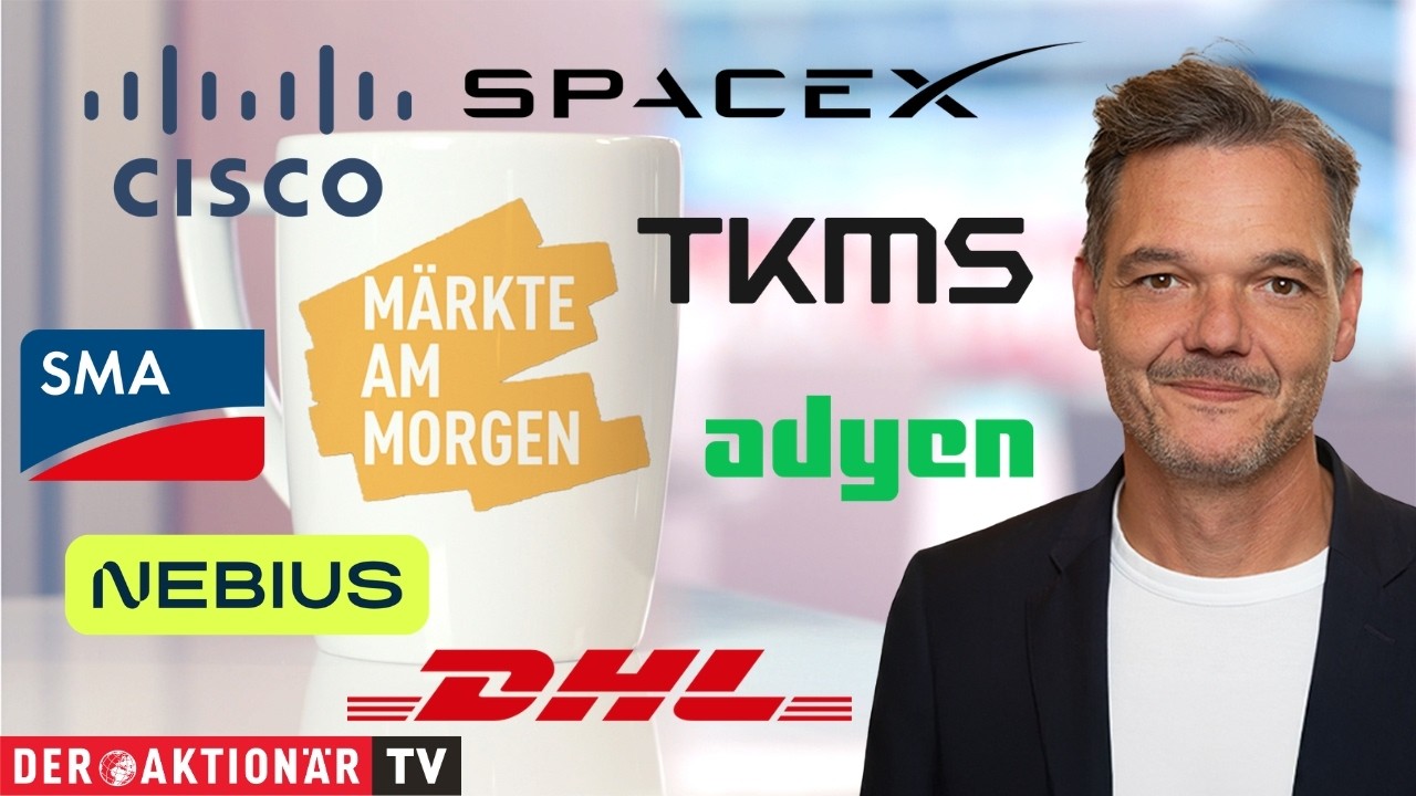 Börsenhändler beobachtet DAX-Kursentwicklung auf Monitoren – Märkte am Morgen im Überblick