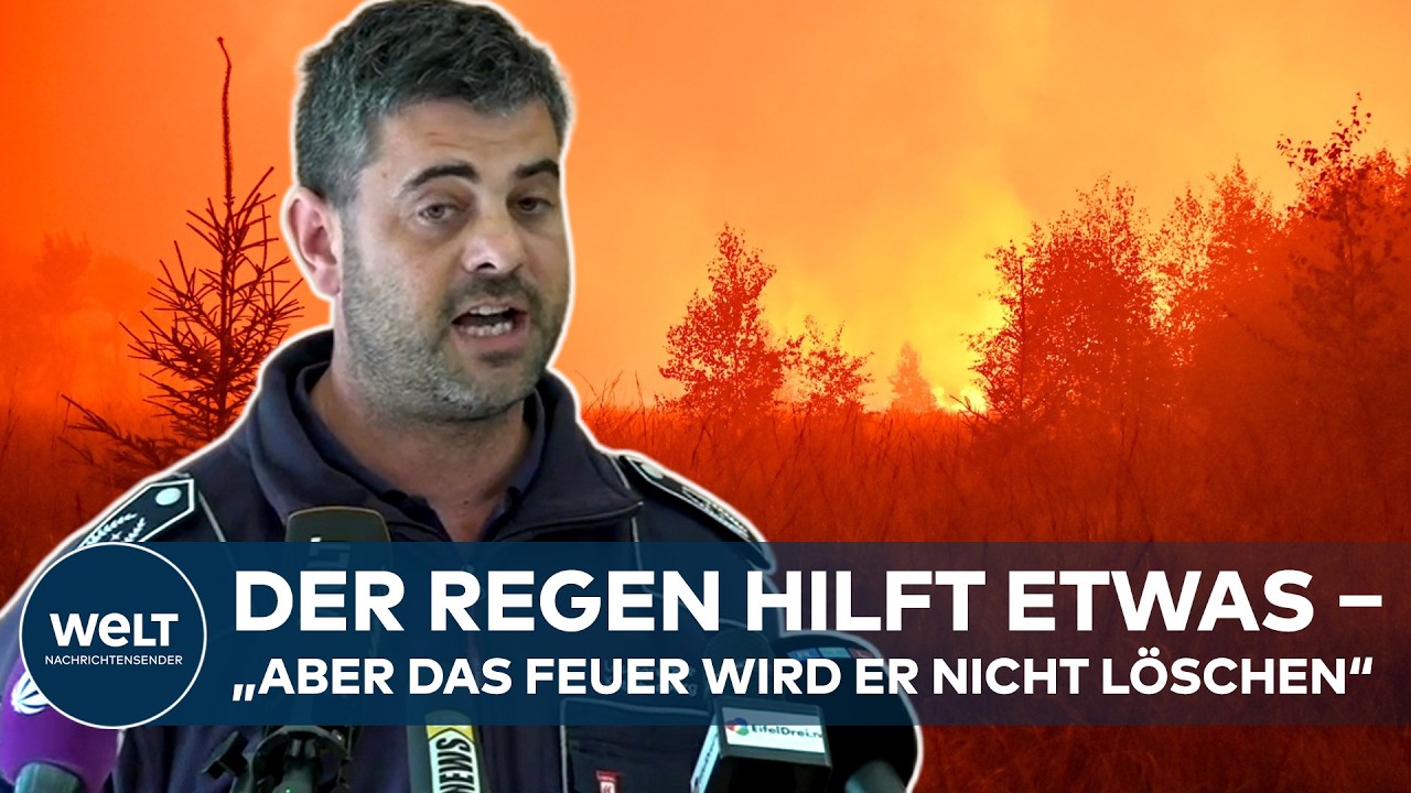 Feuerwehreinsatz beim Waldbrand Monschau im Hohen Venn mit Löschfahrzeugen und dichtem Rauch