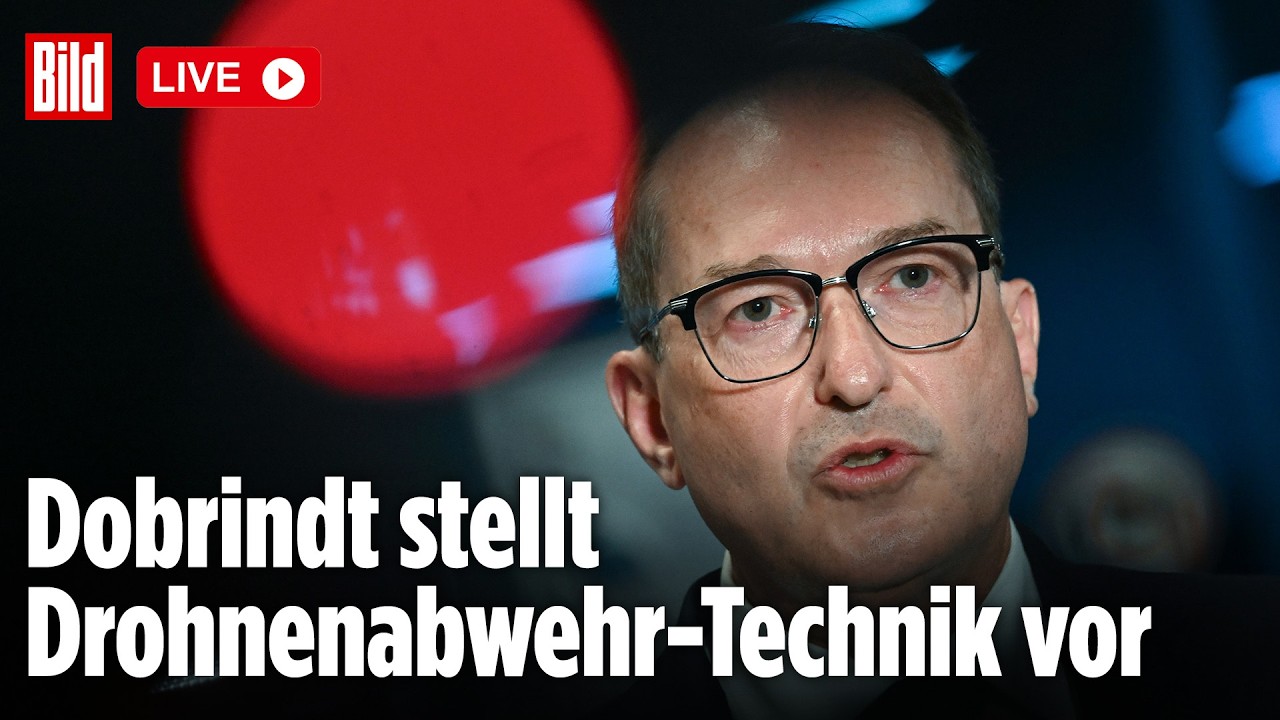 Bundesinnenminister Dobrindt bei der Eröffnung des Technologiezentrums Drohnenabwehr in Kochstedt, Sachsen-Anhalt