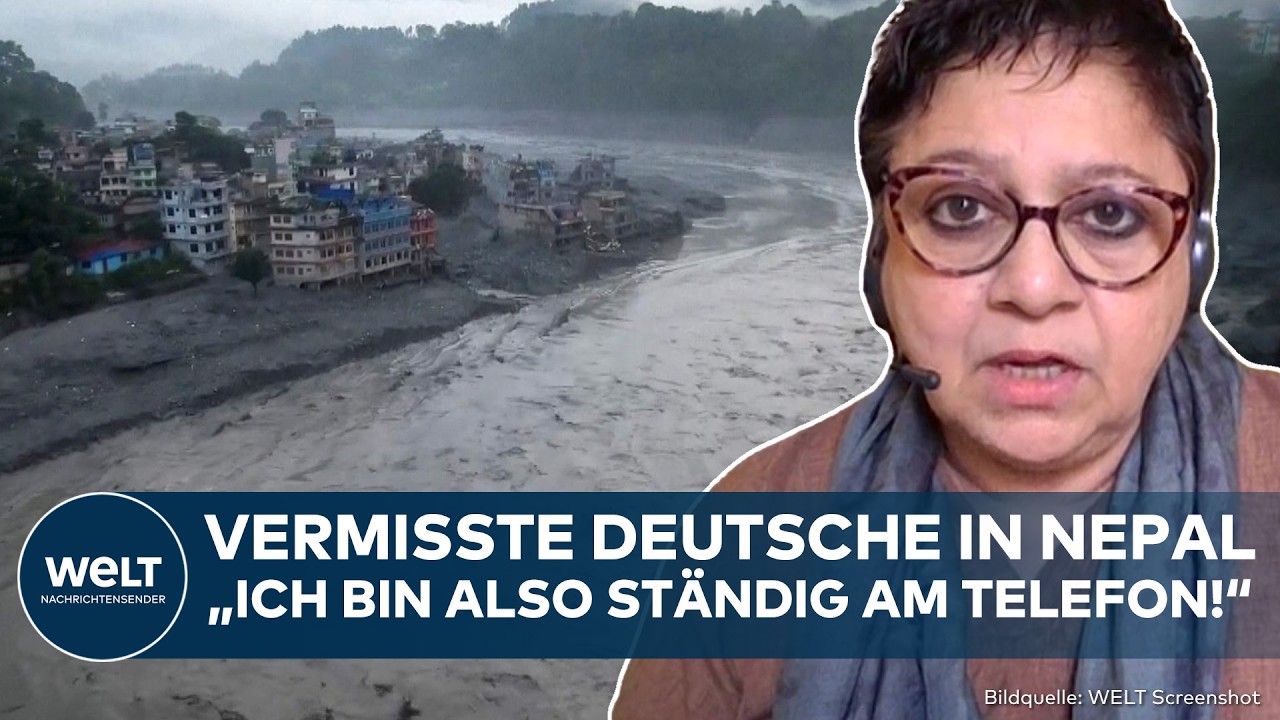 Sturzflut Nepal – Überschwemmte Straße im Himalaya nach der Sturzflut in Nepal mit Schlamm und Trümmern