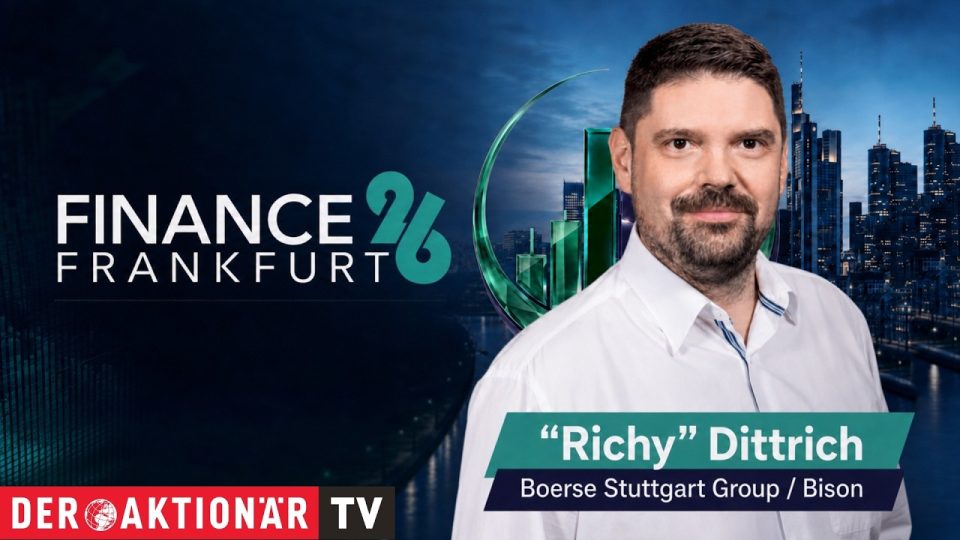 Bitcoin Wertspeicher – Bitcoin-Logo auf digitalem Hintergrund – Bitcoin als Wertspeicher gegen Fiat-Entwertung