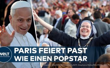 Papst Leo XIV. Paris – Papst Leo XIV. im Papamobil vor einer jubelnden Menschenmenge auf dem Place de la Concorde in Paris b…