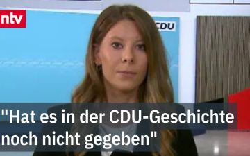5-Prozent-Hürde CDU – CDU-Logo vor dem Konrad-Adenauer-Haus – Partei droht an der 5-Prozent-Hürde in Mecklenburg-Vorpommern …