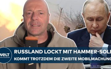 Russische Rekrutierungsplakate an einer Straße – Russland Mobilmachung und Soldangebote werben um neue Freiwillige