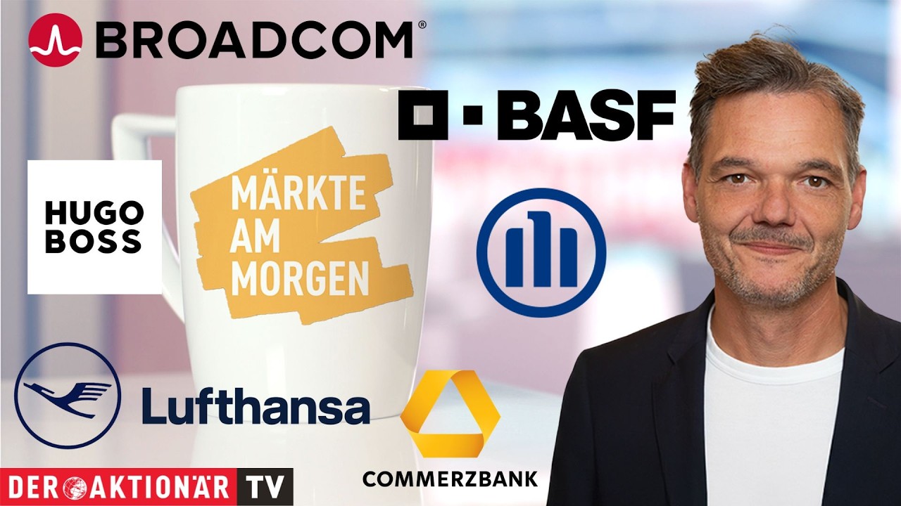 Händler an der Börse verfolgt die Märkte am Morgen auf mehreren Bildschirmen mit Kursdaten zu Broadcom und DAX