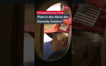 Kennedy Center Abriss – Donald Trump studiert Abrisspläne für das Kennedy Center in Washington an Bord der Air Force One