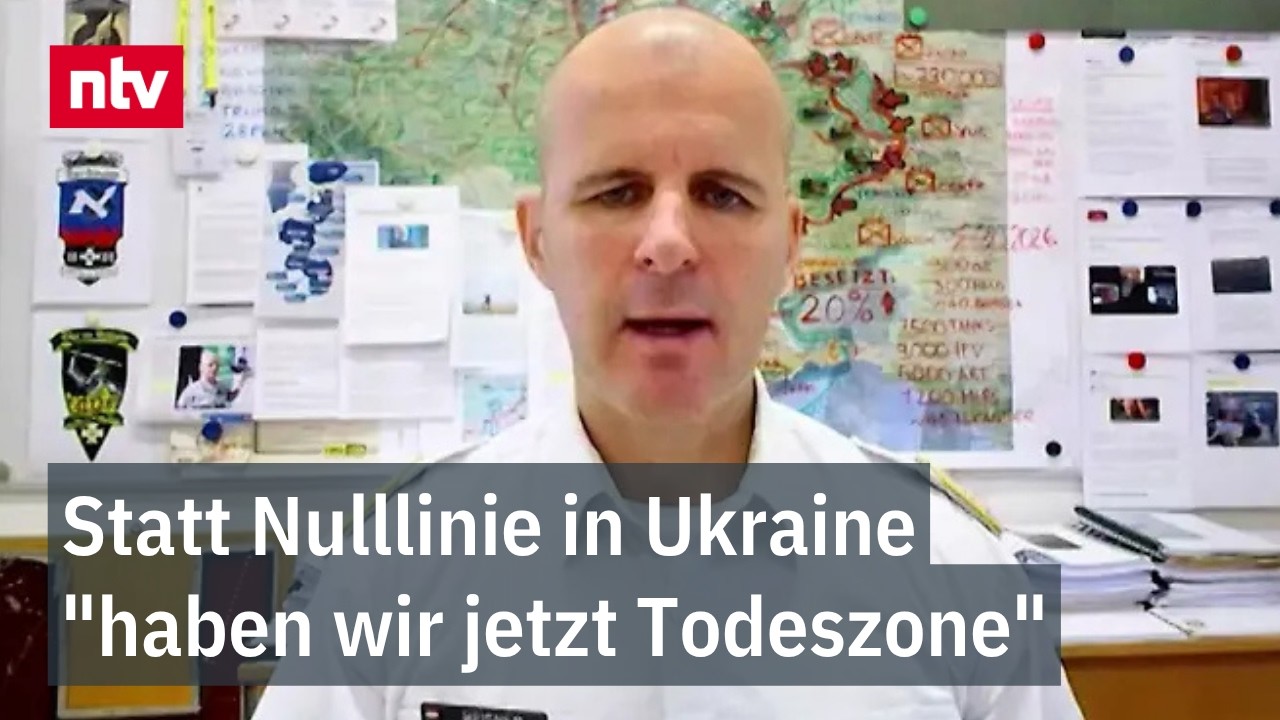Drohnen Ukraine-Krieg – Militärische Drohne im Einsatz über zerstörtem Gelände – Drohnen im Ukraine-Krieg verändern die Fron…