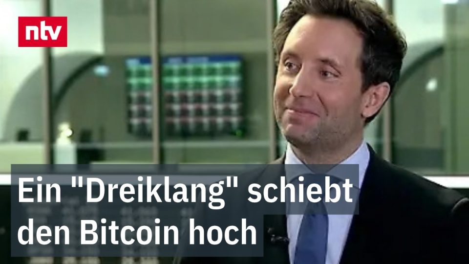 Goldene Bitcoin-Münze vor steigendem Kursdiagramm – Symbol für die wachsende Bedeutung von Bitcoin als Anlageklasse