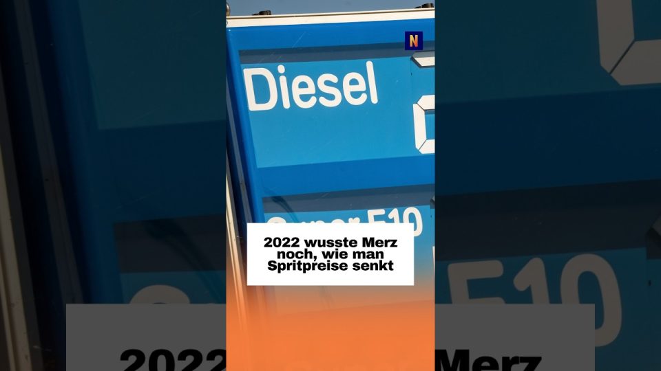 Friedrich Merz an einem Rednerpult – Debatte über Spritpreise senken durch Steuerentlastung