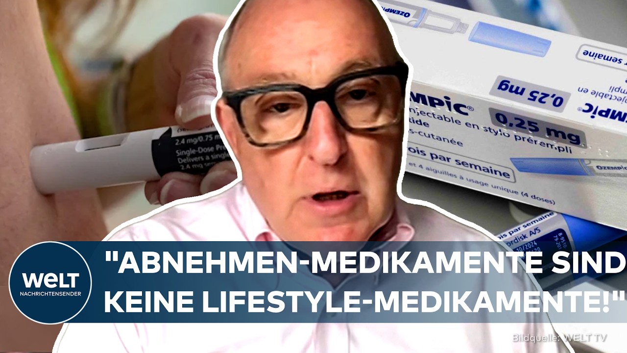 Arzt hält eine Abnehm-Pille und erklärt den Unterschied zur Abnehmspritze bei der Adipositas-Therapie