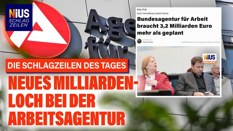 Bundesagentur für Arbeit Defizit – Schild der Bundesagentur für Arbeit vor einem Verwaltungsgebäude – Defizit steigt auf 8,4…