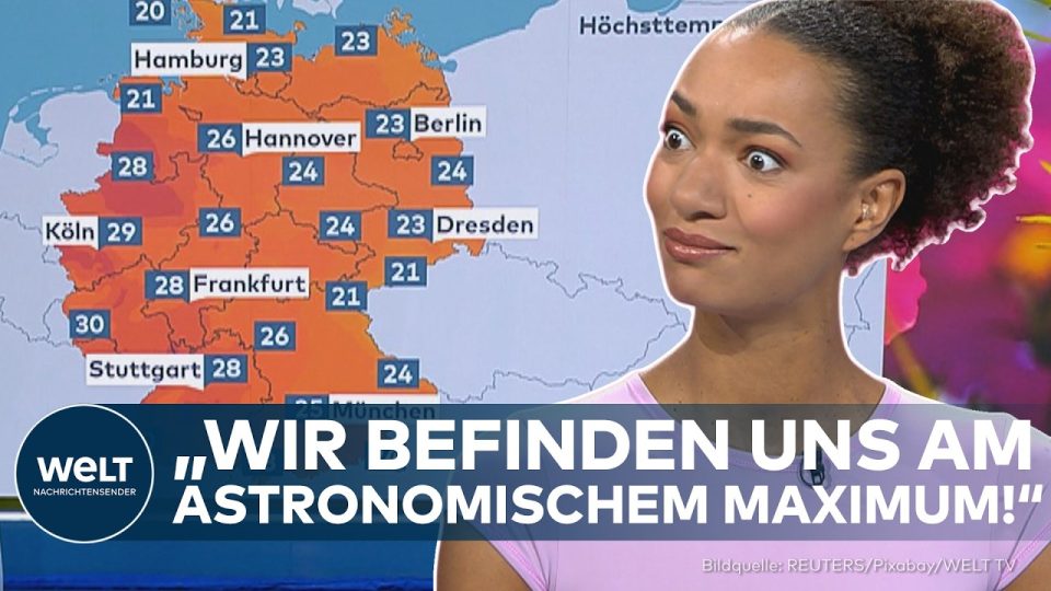 Spätsommer Deutschland – Strahlender Sonnenschein über einer deutschen Landschaft beim Spätsommer in Deutschland mit sommerl…