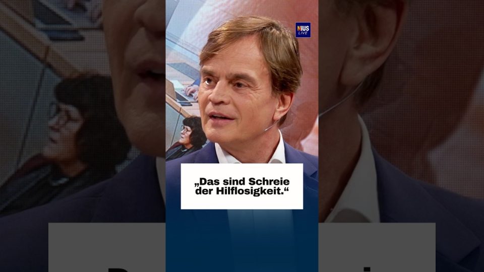 AfD-Vertreter am Rednerpult, Debatte über AfD Parteiverbot im Deutschen Bundestag