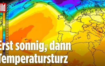 Dunkle Wolkenfront zieht über eine sonnige deutsche Landschaft – Kaltfront kündigt Temperatursturz im Oktober an