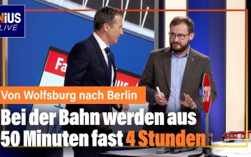 Pendler warten auf einem Bahnsteig auf einen ICE der Deutschen Bahn – Bahn-Sperrung Berlin Hannover sorgt für massive Verzög…