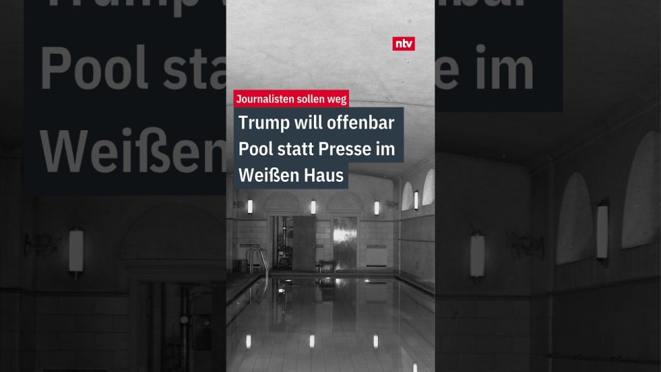 Pressefreiheit Weißes Haus – Donald Trump zeigt auf einen Journalisten im Briefing Room des Weißen Hauses – Streit um Presse…