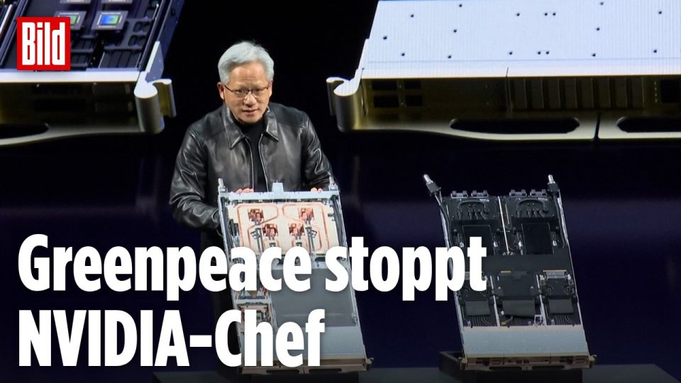 Greenpeace-Protest Nvidia – Greenpeace-Aktivisten unterbrechen Nvidia-Chef Jensen Huang bei seiner Keynote in Berlin auf der…