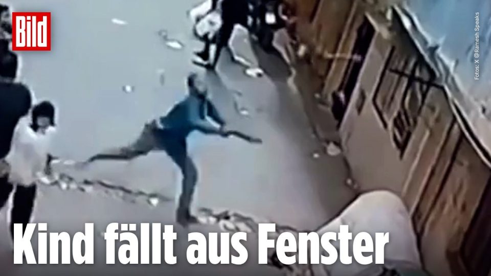 Ein Mann fängt ein Kind vom Balkon auf – dramatische Rettungsaktion in Ägypten auf Kind vom Balkon gerettet
