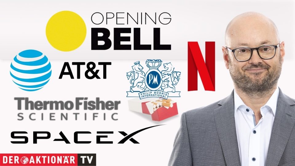 Händler an der Wall Street verfolgen Quartalszahlen von SpaceX, Netflix und Philip Morris auf Bildschirmen