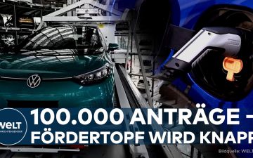 Elektroauto wird an einer Ladestation aufgeladen – E-Auto-Prämie fördert 100.000 Fahrzeuge