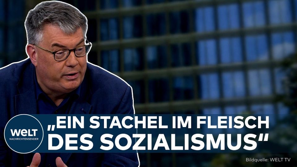 Das goldene Springer-Hochhaus in Berlin direkt an der ehemaligen Berliner Mauer, Symbol für Pressefreiheit