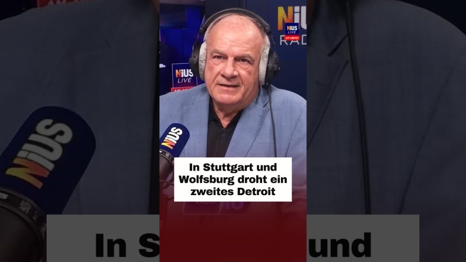 VW-Werk in Wolfsburg mit Fabrikhallen – Symbolbild für die Krise beim VW Tarifvertrag und der deutschen Automobilindustrie