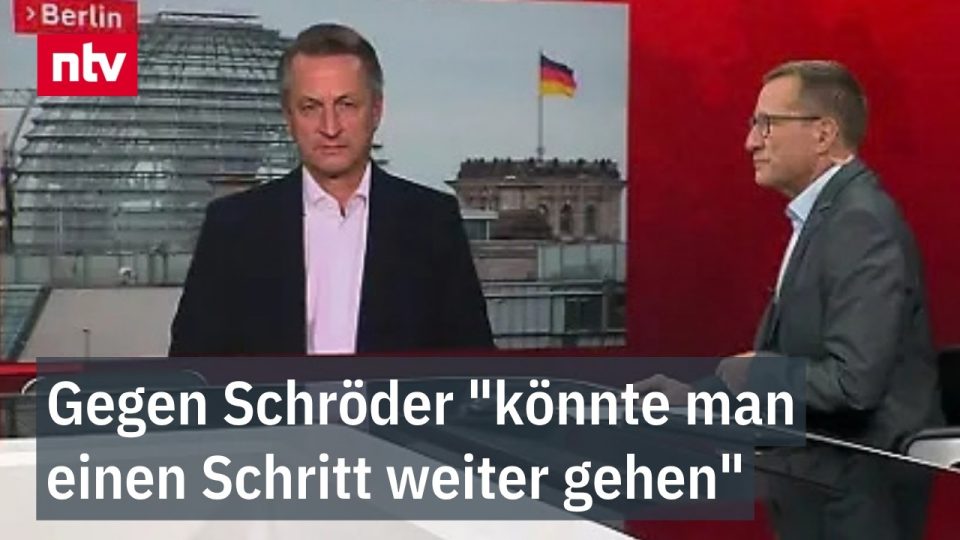 Gerhard Schröder Sanktionen – Gerhard Schröder und Wladimir Putin bei einem gemeinsamen Fototermin – Sanktionen gegen den Al…