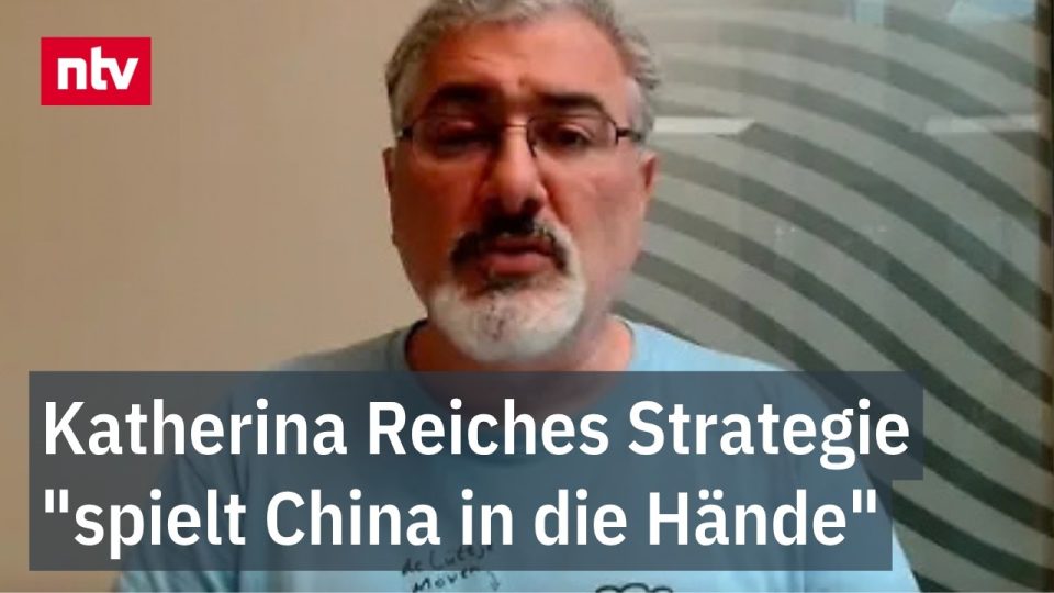 Grafik zur deutschen Abhängigkeit von China bei Solartechnik und Arzneimitteln – Abhängigkeit von China als strategisches Ri…