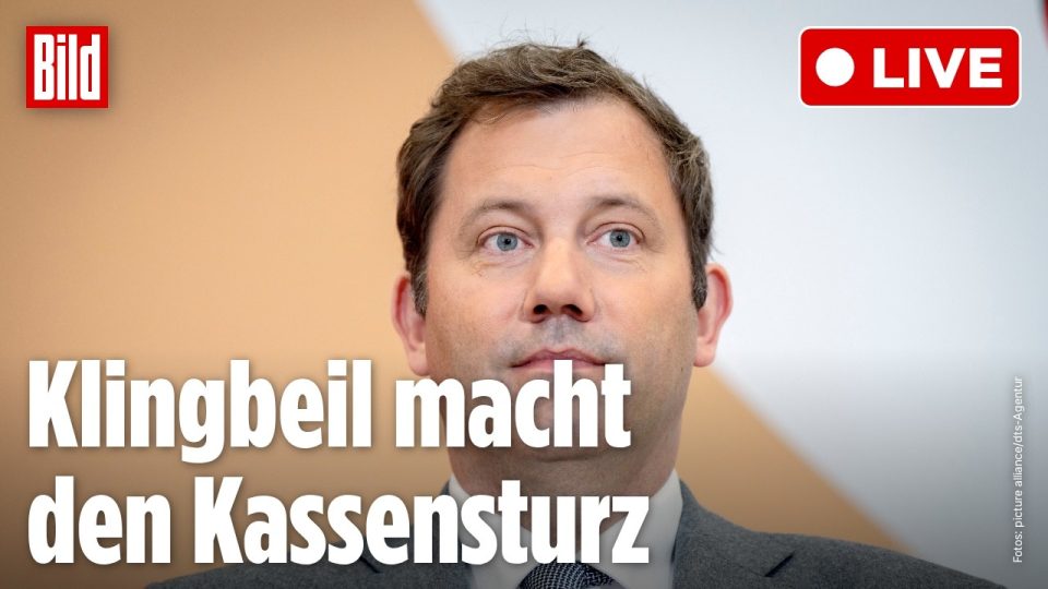 Bundesfinanzminister Lars Klingbeil bei der Pressekonferenz zur Steuerschätzung 2026 in Berlin